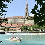 Sunny Old Town Flat-Walk Everywhere-Sleeps 4 Lejlighed *