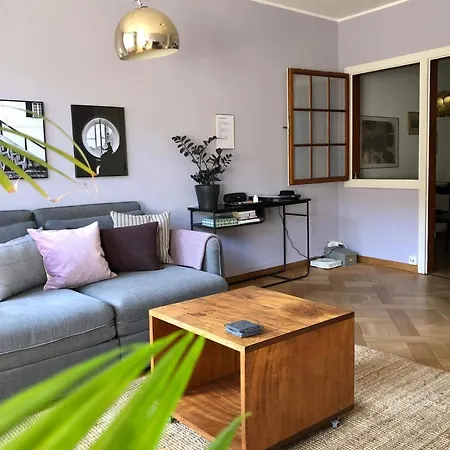 Sunny Old Town Flat-walk Everywhere-sleeps 4 * Bern