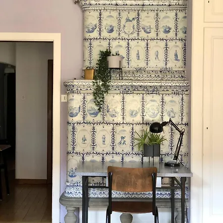 Sunny Old Town Flat-walk Everywhere-sleeps 4 Daire *