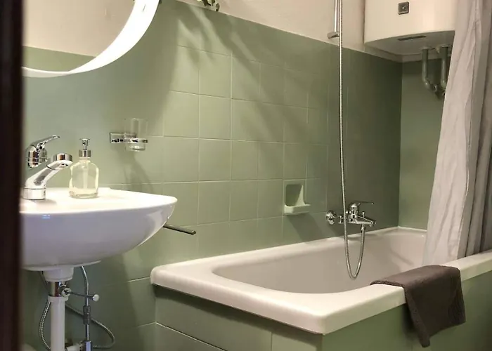 Unesco Queen Bed & Fast Wifi Daire Bern