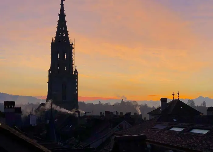 דירה Sunny Old Town Flat-Walk Everywhere-Sleeps 4 ברן